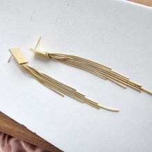 Load image into Gallery viewer, Luxe Gold Tatiana Earrings