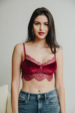 Load image into Gallery viewer, Velvet and Lace Half Cami