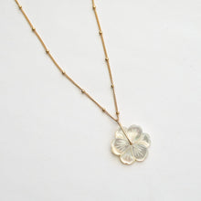 Load image into Gallery viewer, Indra Flower Necklace