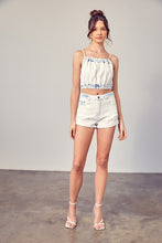 Load image into Gallery viewer, Destroyed Detail Denim Shorts
