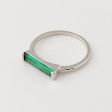 Load image into Gallery viewer, Green Long Crystal Baguette Ring
