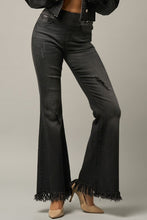 Load image into Gallery viewer, MID-RISE WIDE ELASTIC BANDED FLARE JEANS
