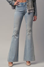 Load image into Gallery viewer, Elastic Banded Wide Flare Jeans
