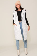 Load image into Gallery viewer, Oversized Quilted Midi Jacket
