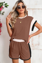 Load image into Gallery viewer, Contrast Trim Cap Sleeve Tee Shorts Set
