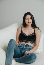 Load image into Gallery viewer, Velvet and Lace Half Cami
