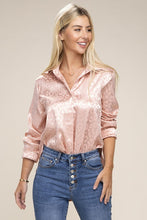 Load image into Gallery viewer, Satin long sleeve blouse
